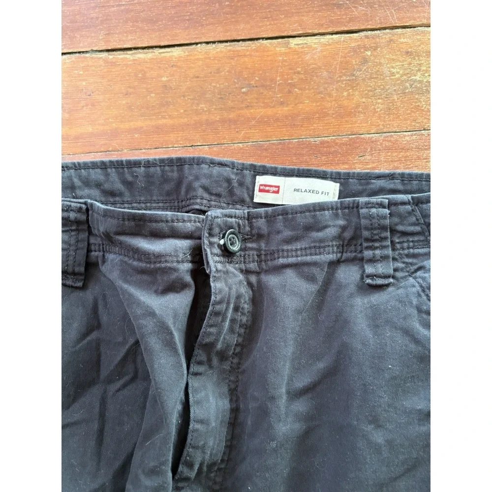 Wrangler Men's Cargo Pants 38x30 Black Relaxed Fit Cotton Work Utility